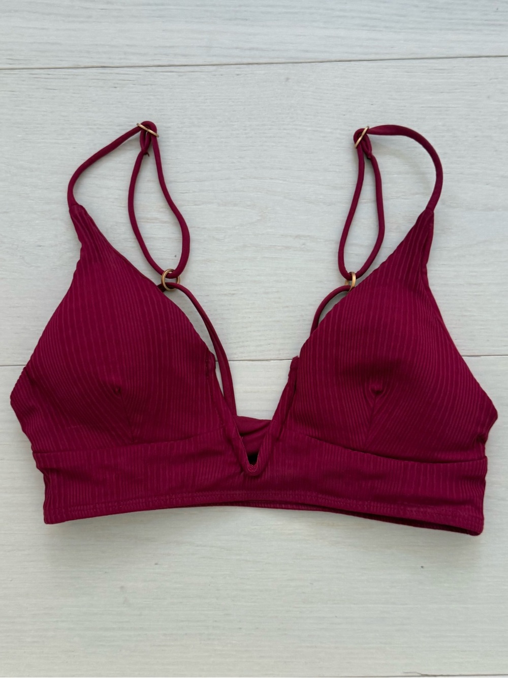 Vix Paula Hermanny Ribbed Bikini Top in Burgundy